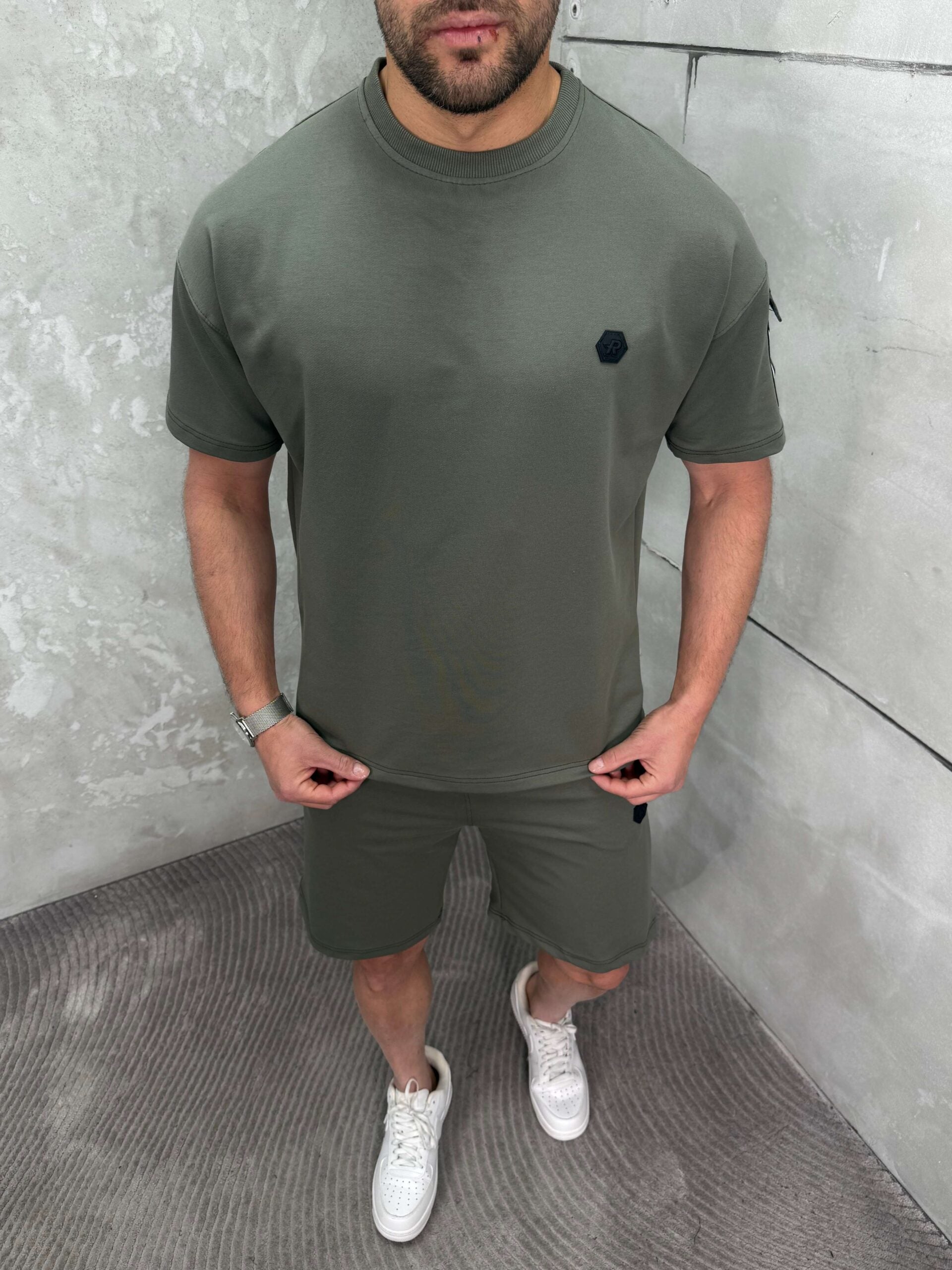 Essential Set – Majica i Šorc